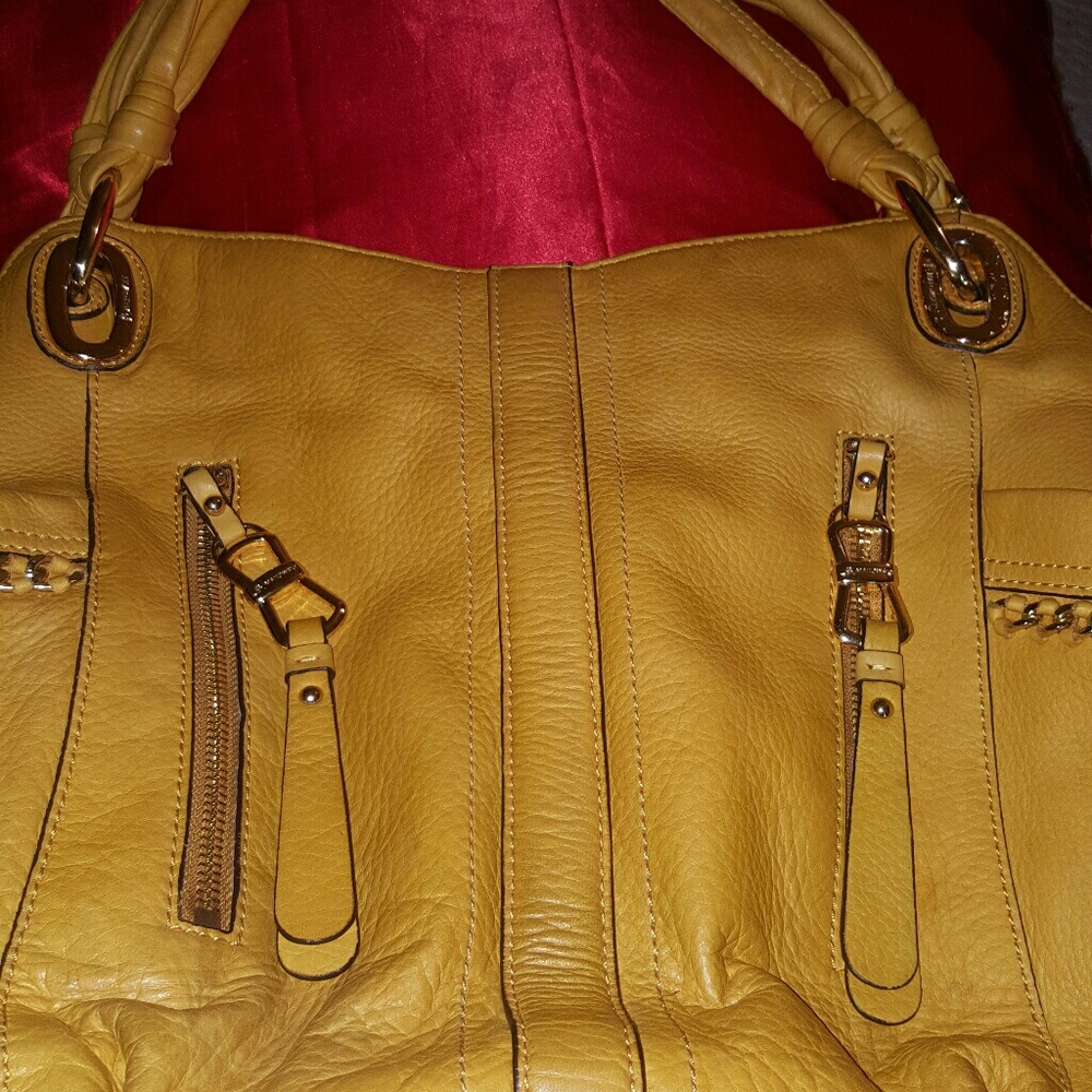 B. Makowsky Shoulder Bag